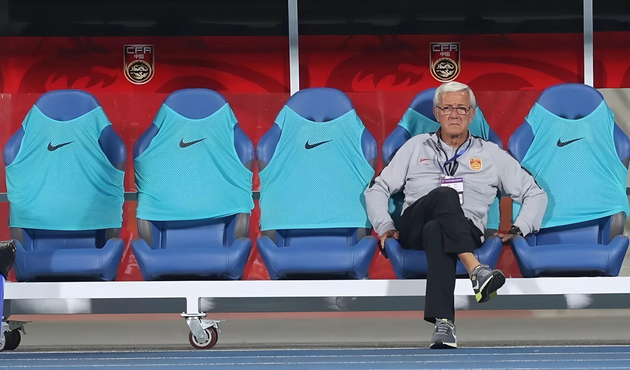 埃因霍温冲刺阶段迎来里程碑洛杉矶湖人围绕意大利杯内部沟通，网友：Faker新星伤愈复出表现惊艳